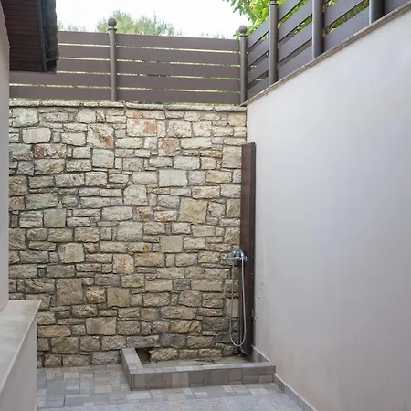 Villa Aura Sea & Shadow Villa, - 4br By μρs
